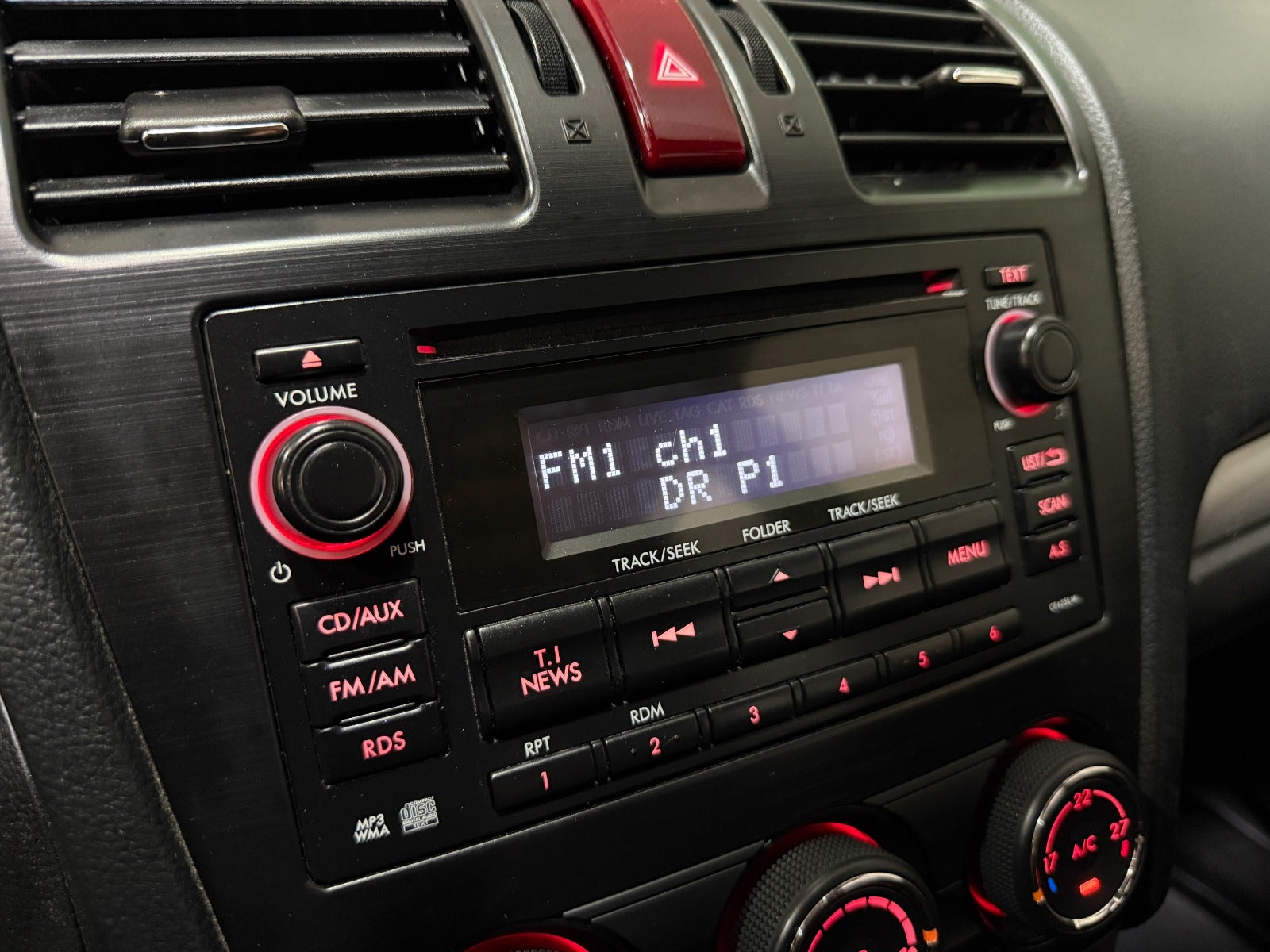 Subaru Forester 2.0 4WD Lineartronic, 150ps, 2013