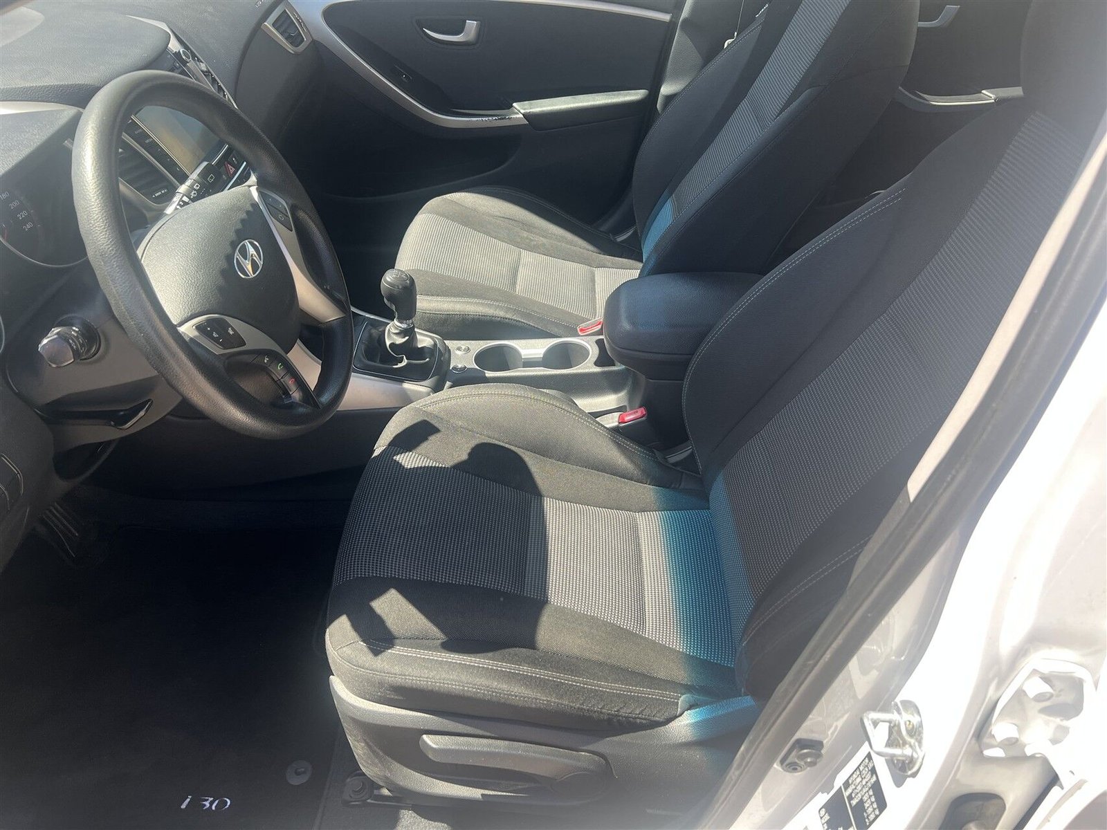 Hyundai i30 Kombi 1.6 CRDi Manual, 6-trins, 110ps, 2016