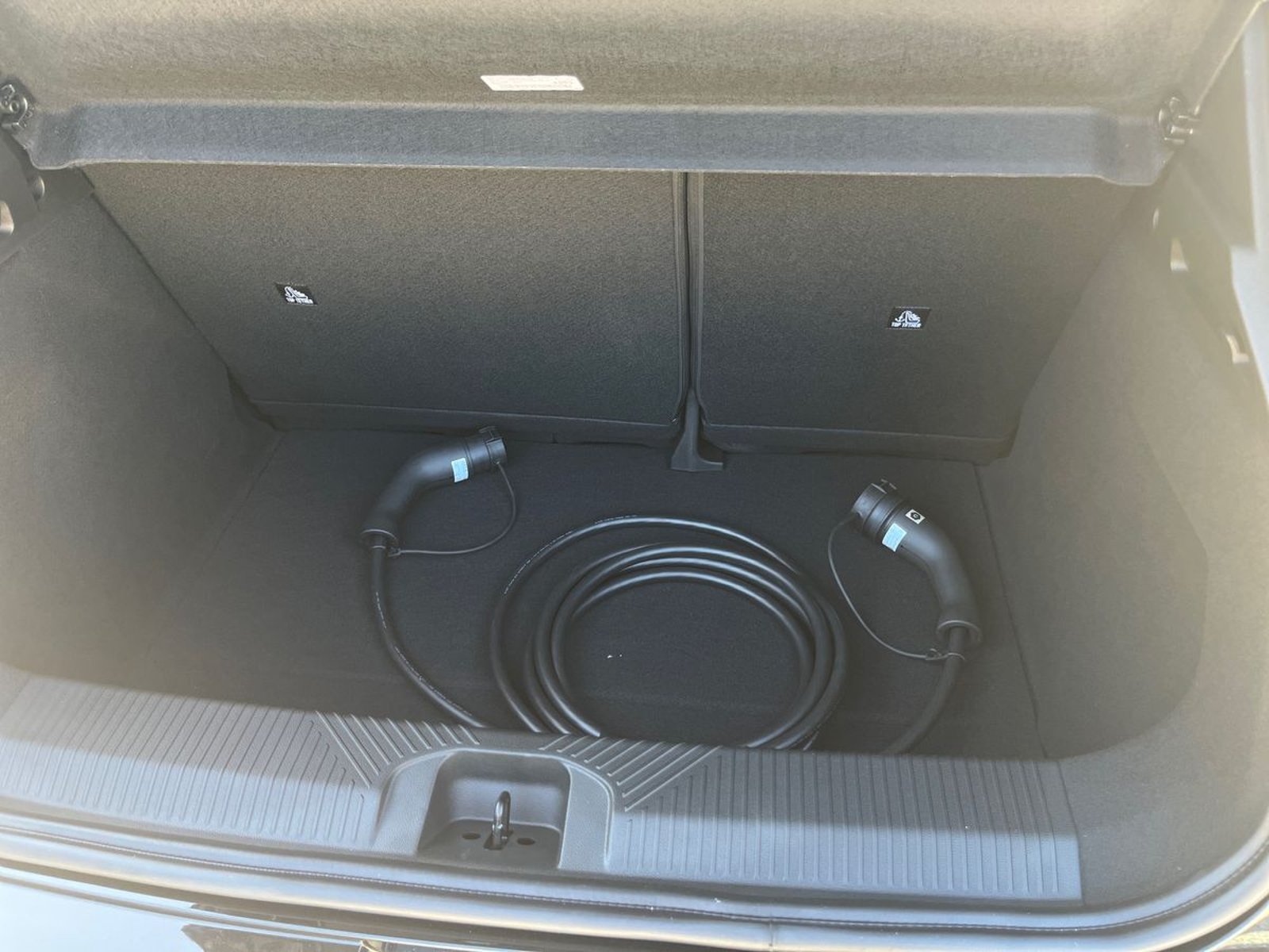 Nissan Micra 52 kWh, 150ps, 2025
