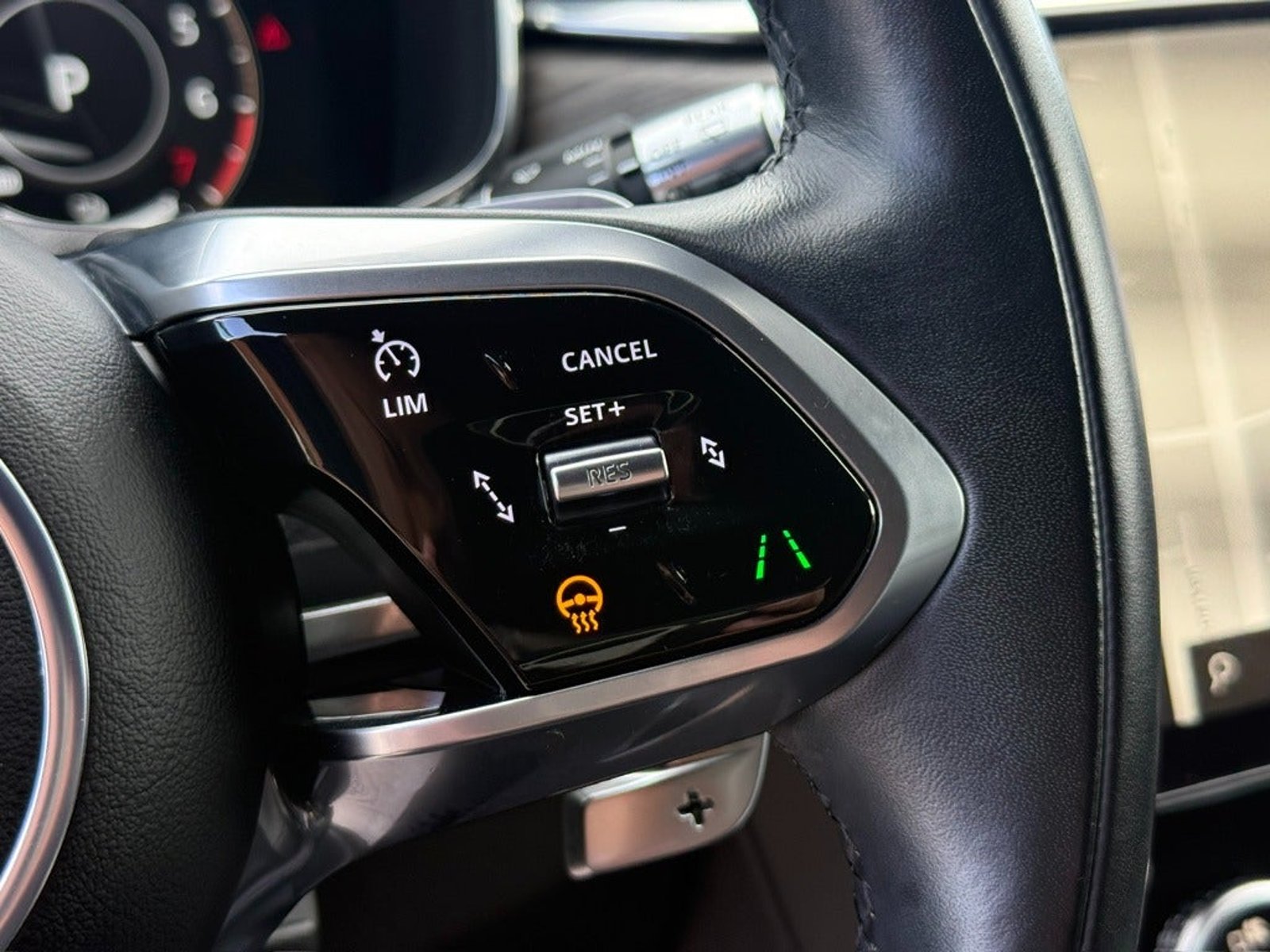 Jaguar F-Pace P400e PHEV Automatic, 404hp, 2022
