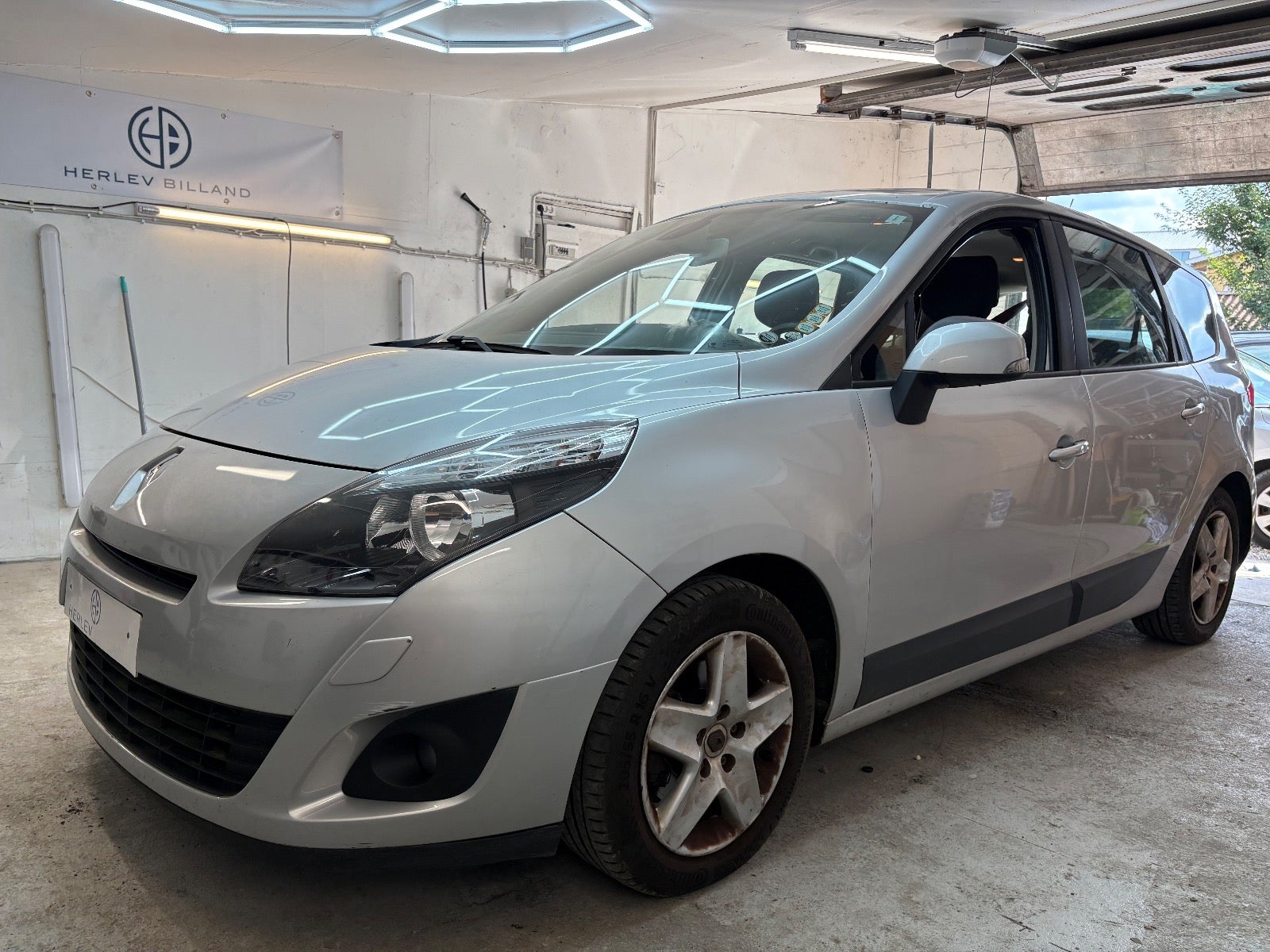 Brugt Renault Grand Scenic III 1,9 dCi 130 Dynamique 7prs til salg