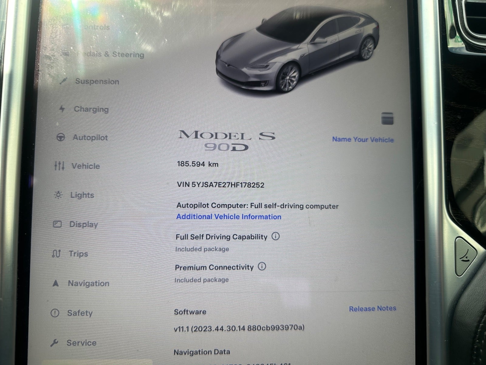 Tesla Model S 90D, 423hp, 2017