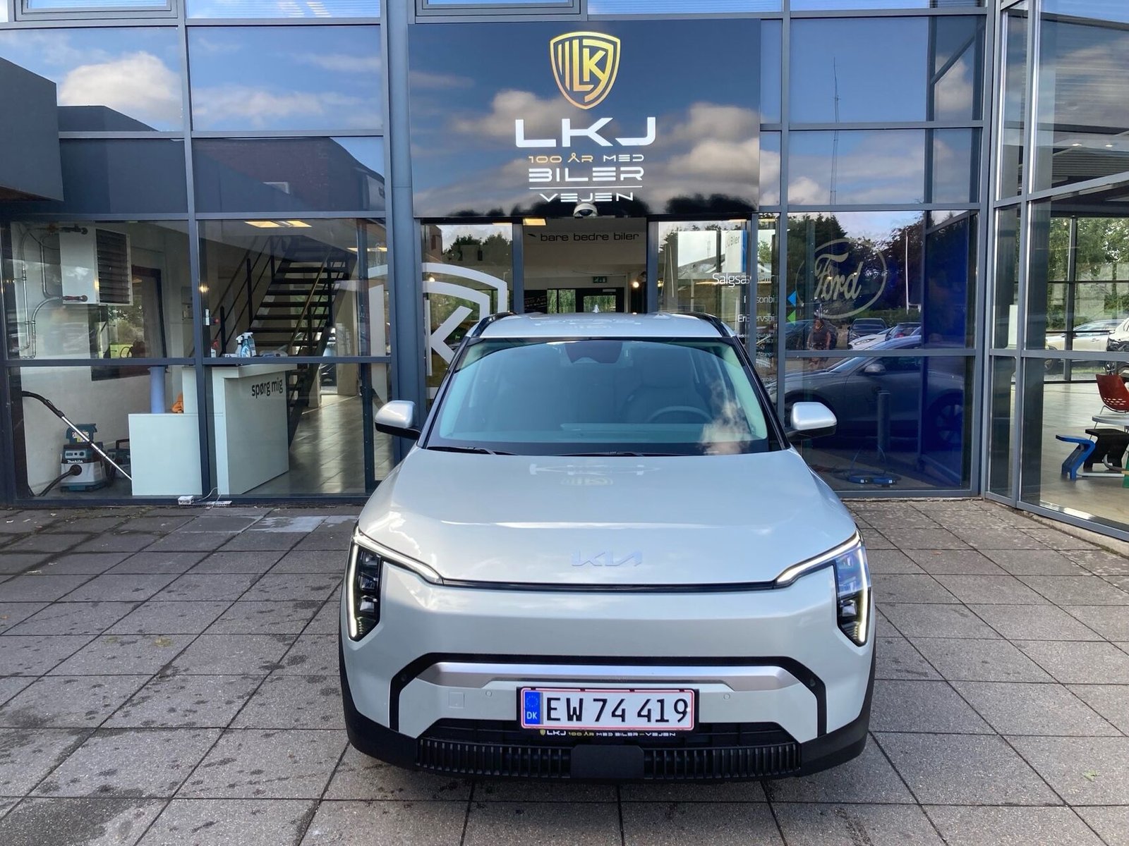 Kia EV3 Standard Range, 204ps, 2027