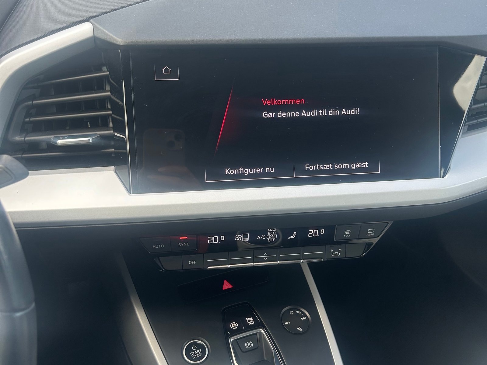 Audi Q4 40 e-tron, 204ps, 2024