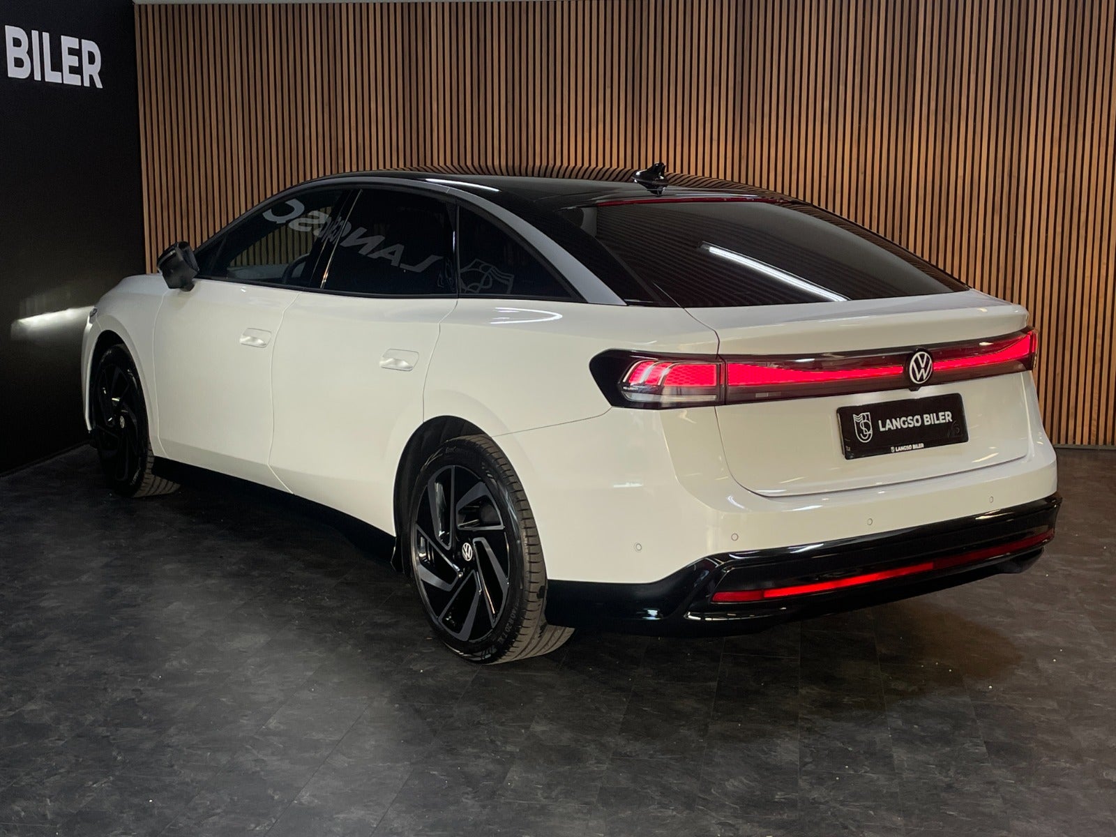 Volkswagen ID.7 Pro, 286ps, 2024
