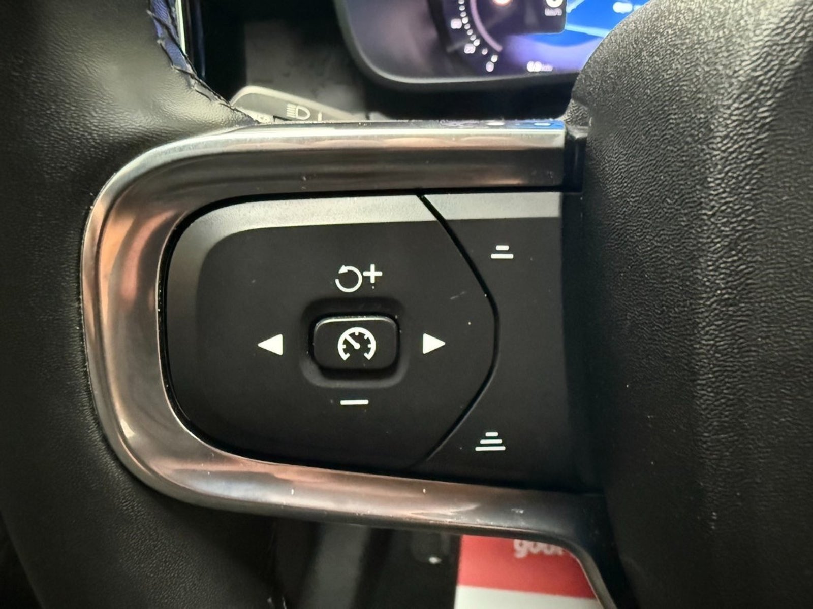 Volvo XC40 Recharge, 231ps, 2023