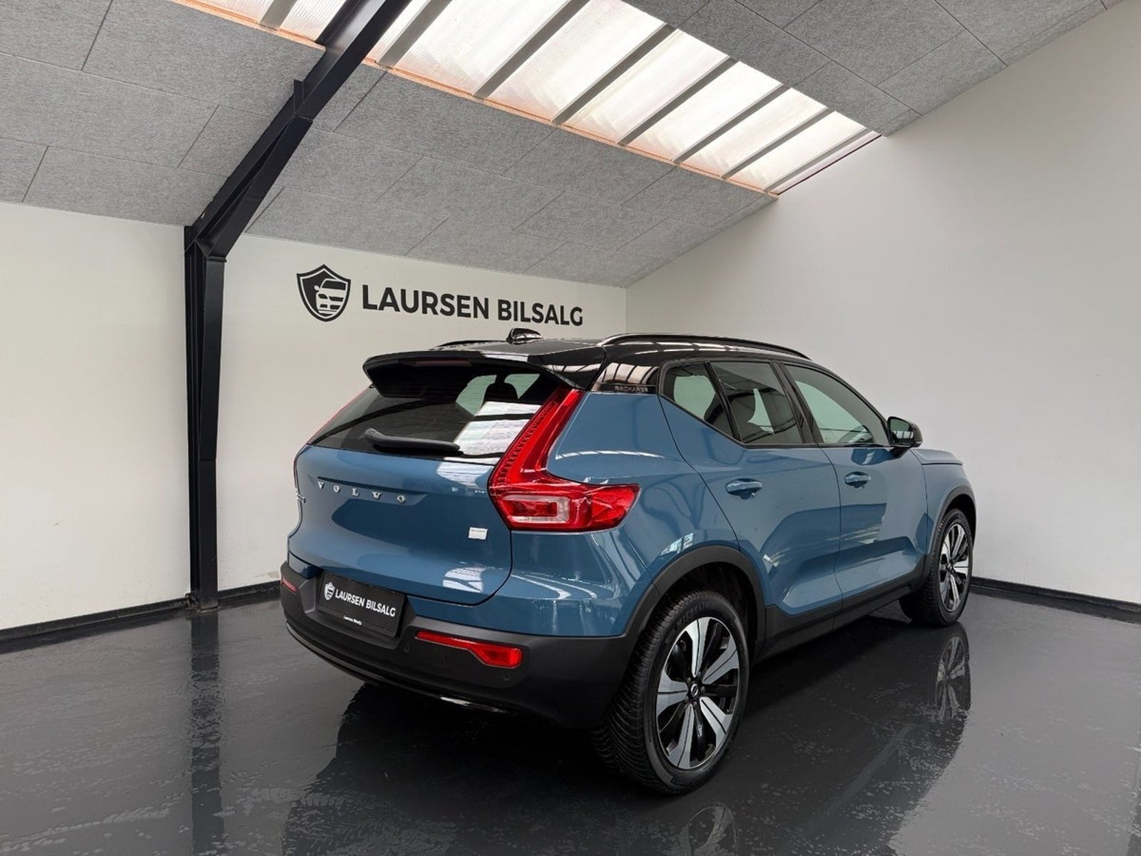 Volvo XC40 Recharge, 231ps, 2023