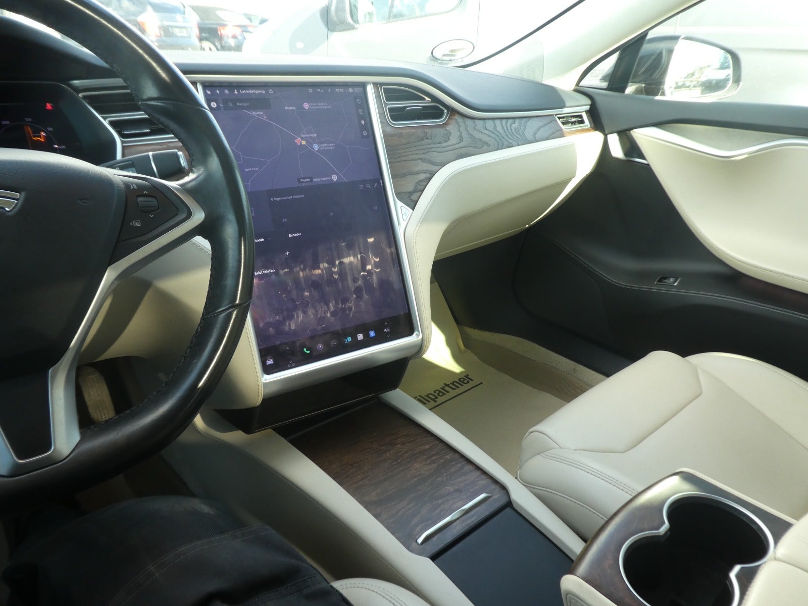 Tesla Model S 75, 320hp, 2017