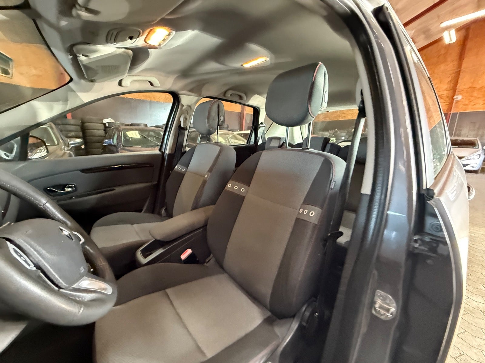 Renault Scénic 1.5 dCi Manual, 110hp, 2012