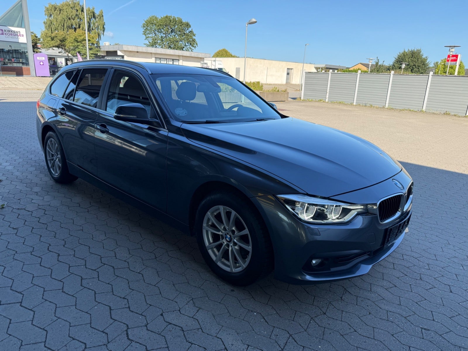 BMW 320d Touring Steptronic, 8-trins, 190ps, 2019