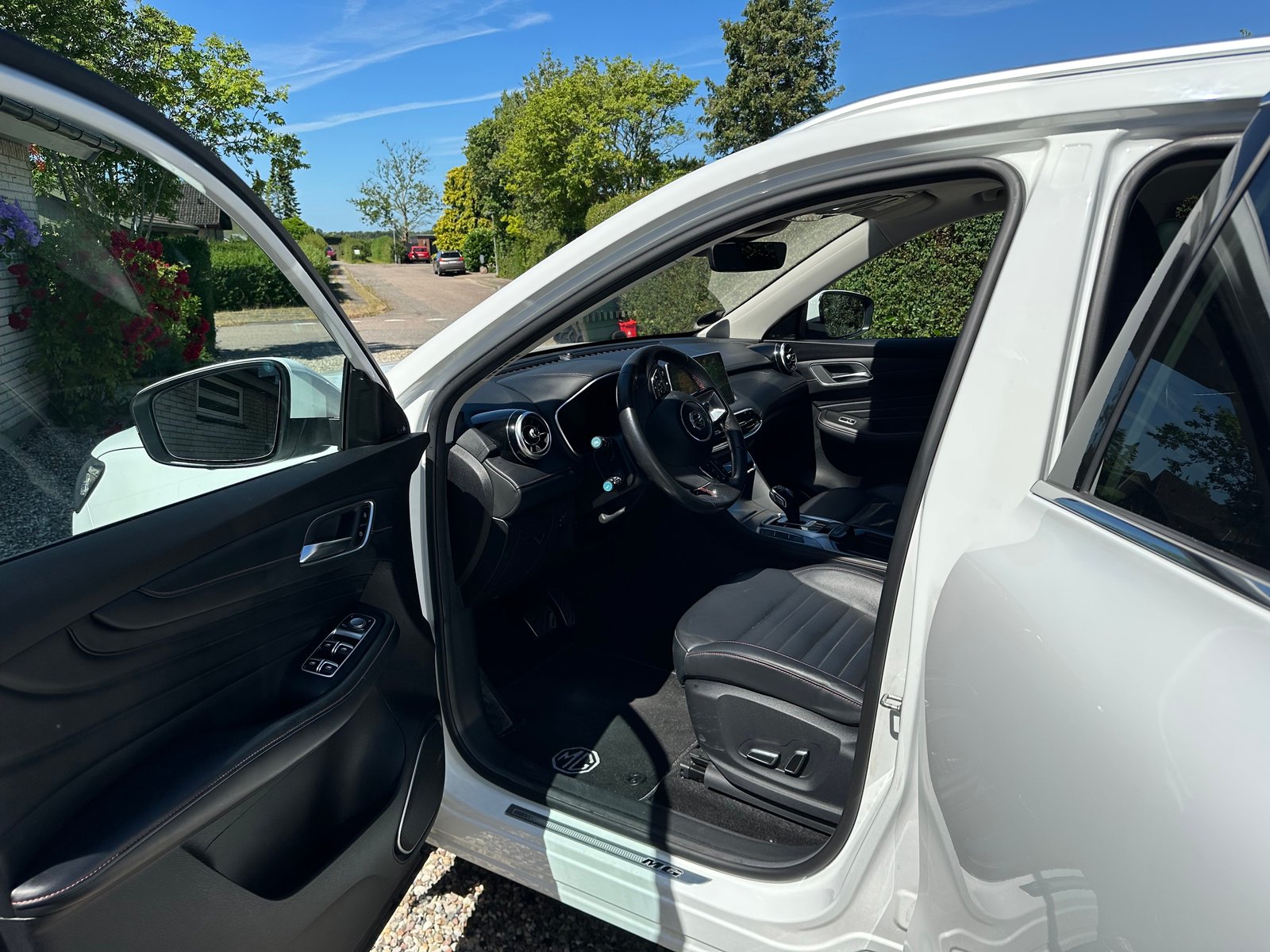 MG EHS PHEV EDU II, 258hp, 2021