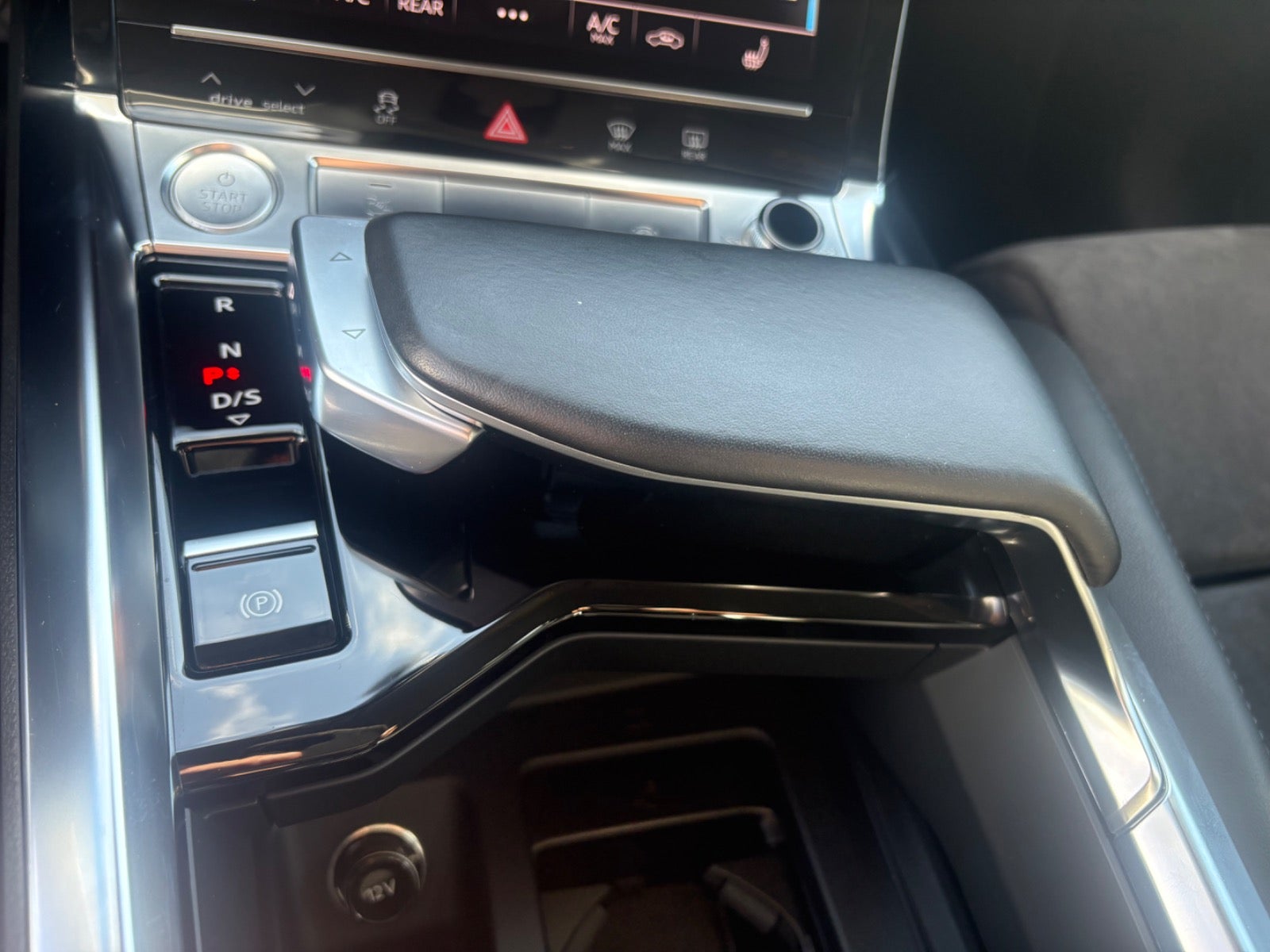 Audi e-tron 50 quattro, 313ps, 2020