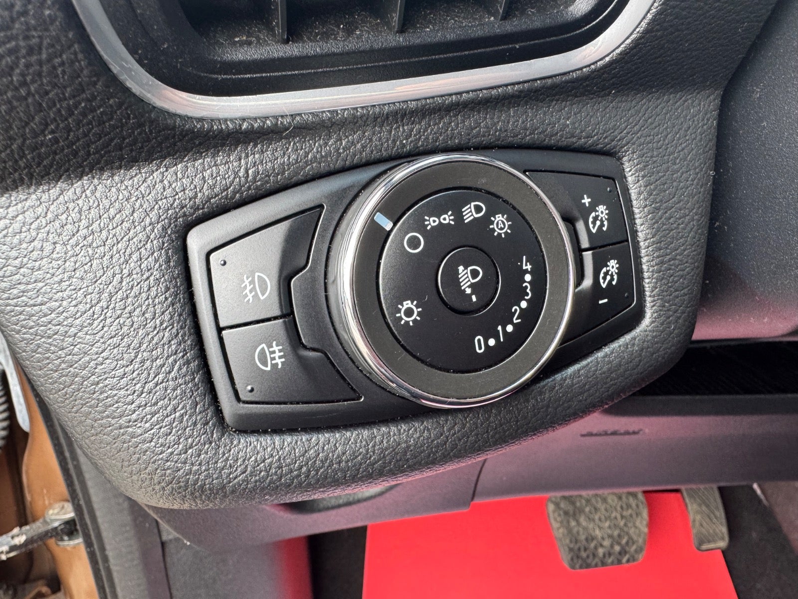 Ford B-Max 1.6 Ti-VCT Powershift, 105hp, 2015
