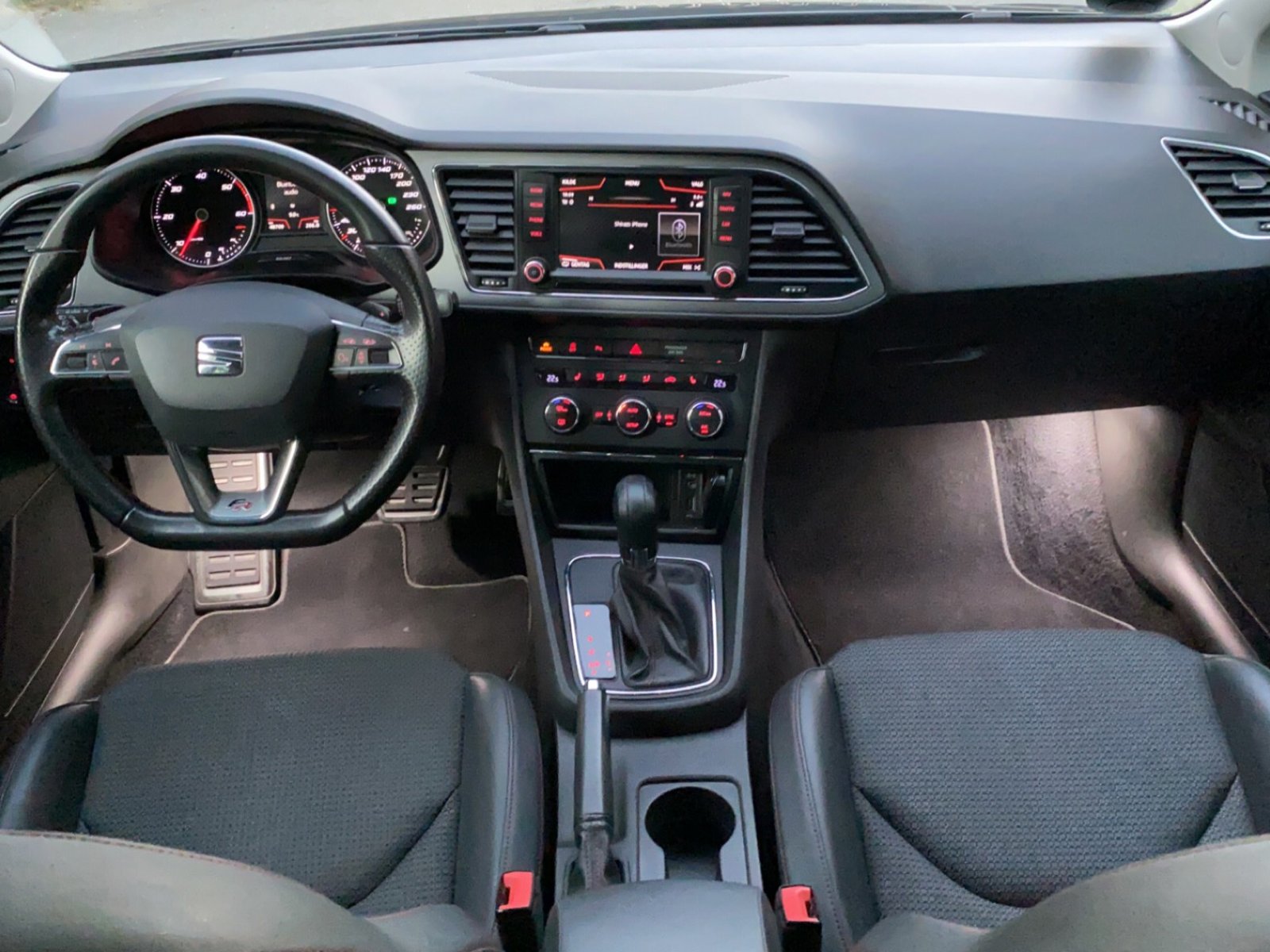 SEAT León 2.0 TDI DSG Sequential, 6-trins, 150ps, 2016