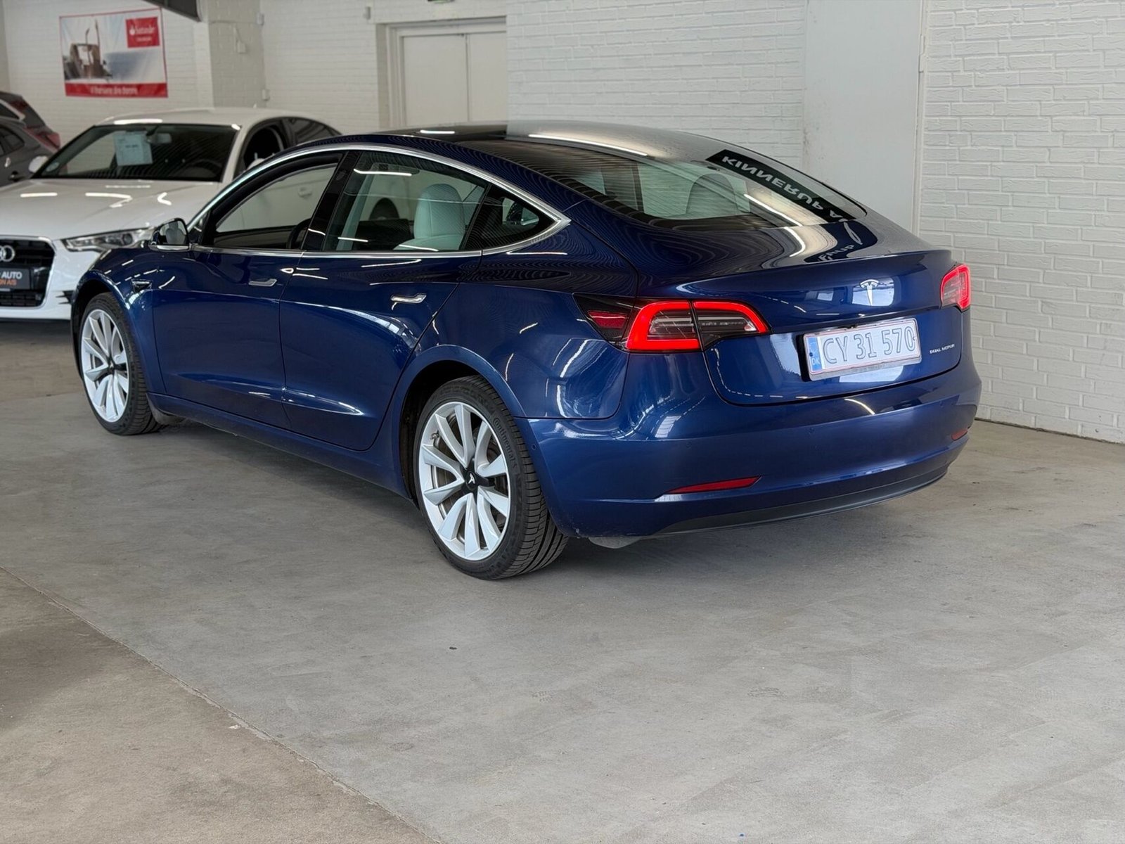 Tesla Model 3 Longue Range 490ch - Camera 360 - Interieur blanc - Autonomie WLTP 600km