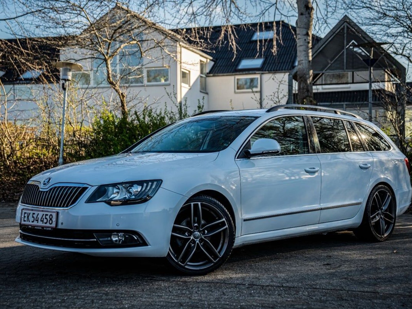Škoda Superb Kombi 1.6 TDI DSG Sekventiell, 105hk, 2014