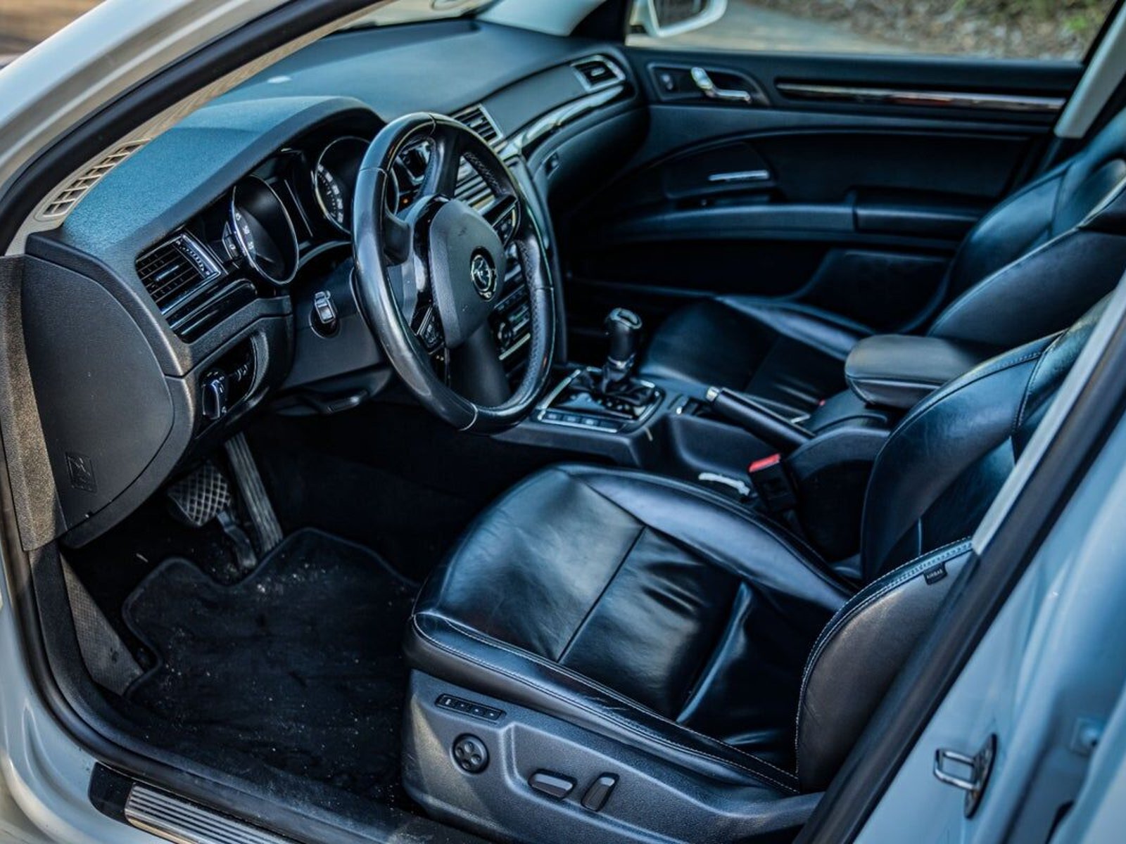 Škoda Superb Kombi 1.6 TDI DSG Sekventiell, 105hk, 2014