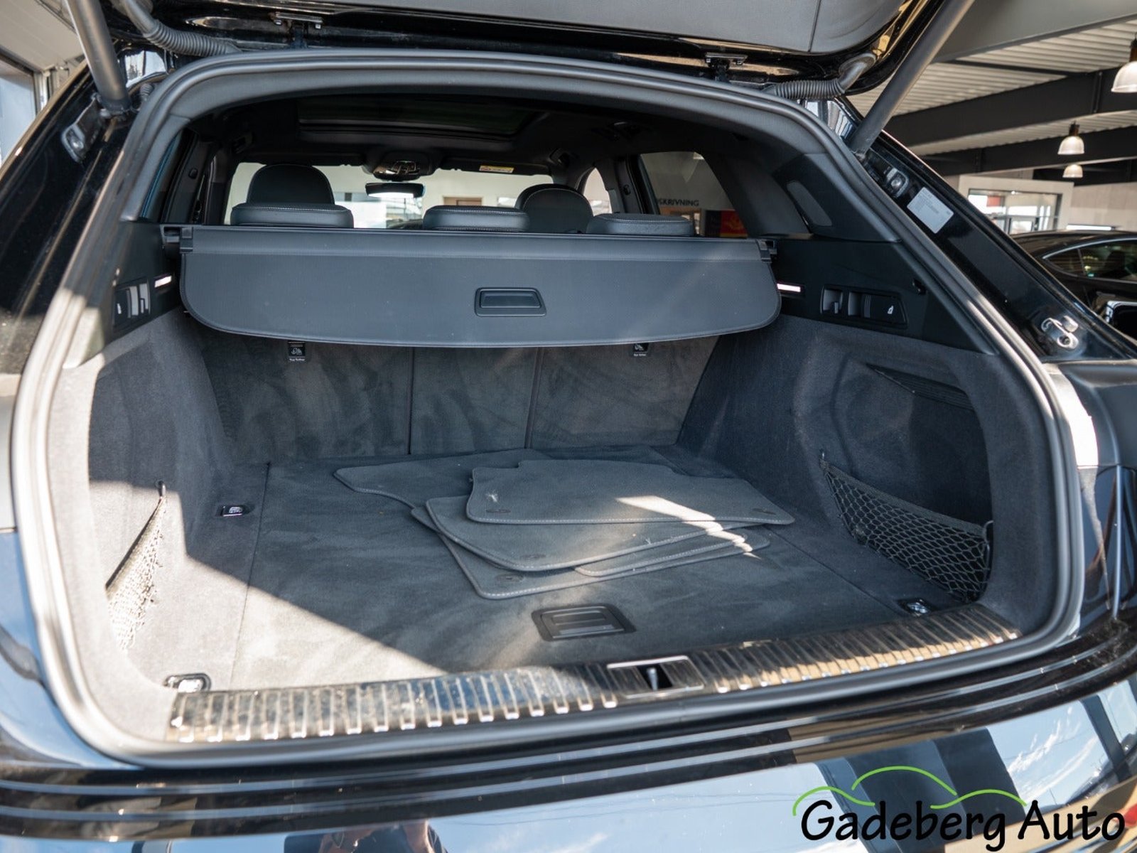 Audi e-tron 55 quattro, 408ps, 2020