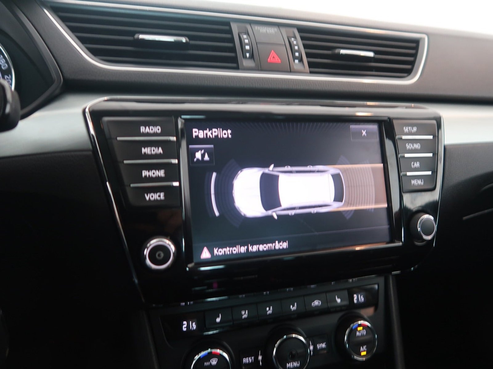 Škoda Superb Stasjonsvogn 1.4 TSI ACT DSG sekvensiell, 7-trinn, 150hk, 2017