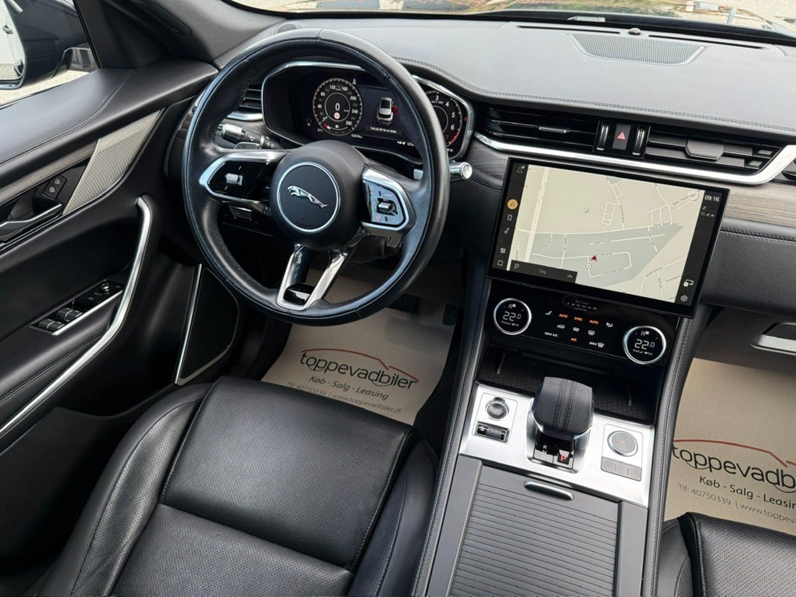 Jaguar F-Pace P400e PHEV Automatic, 404hp, 2022