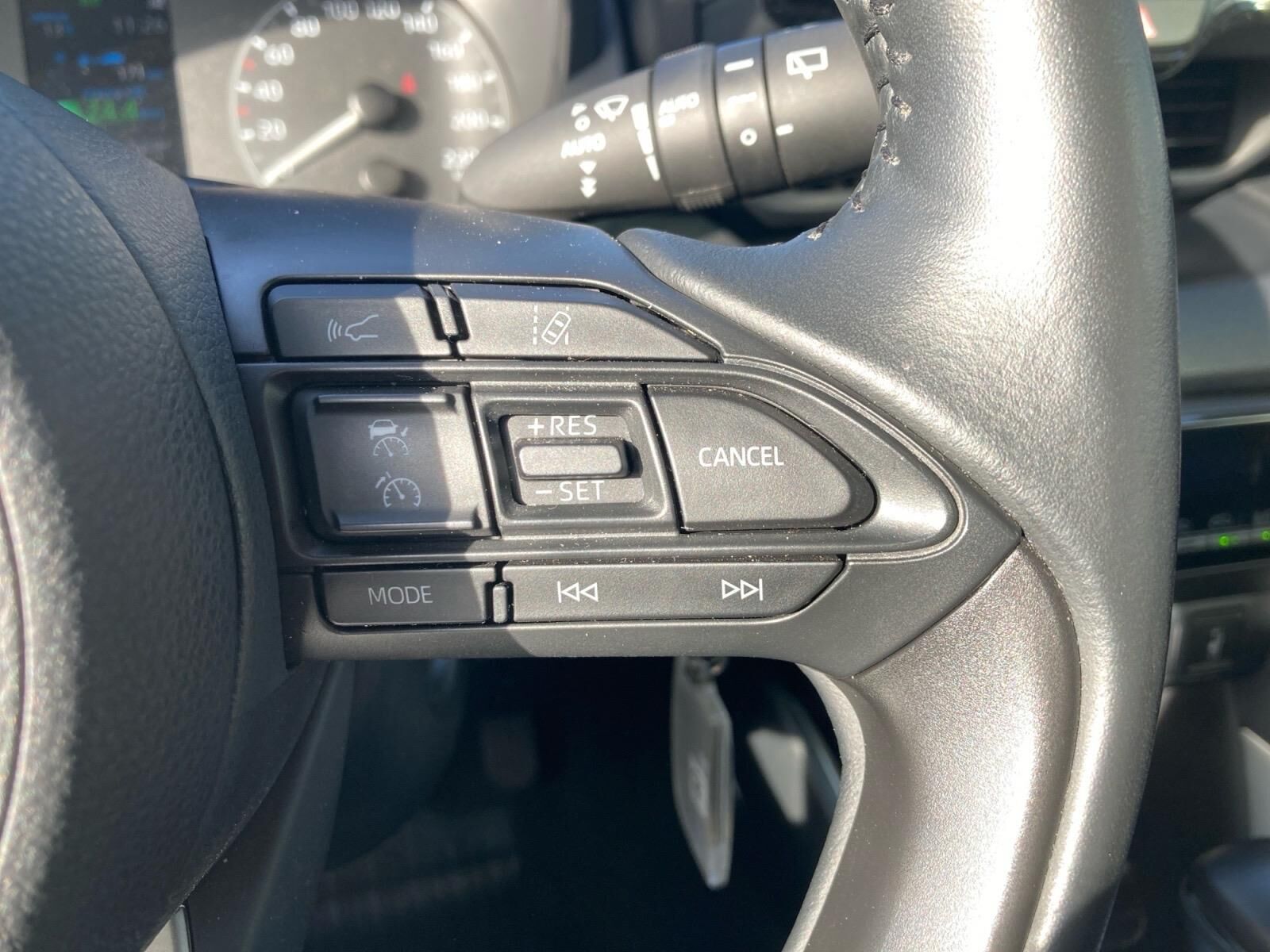 Mazda 2 Hybrid Automatic, 116hp, 2022