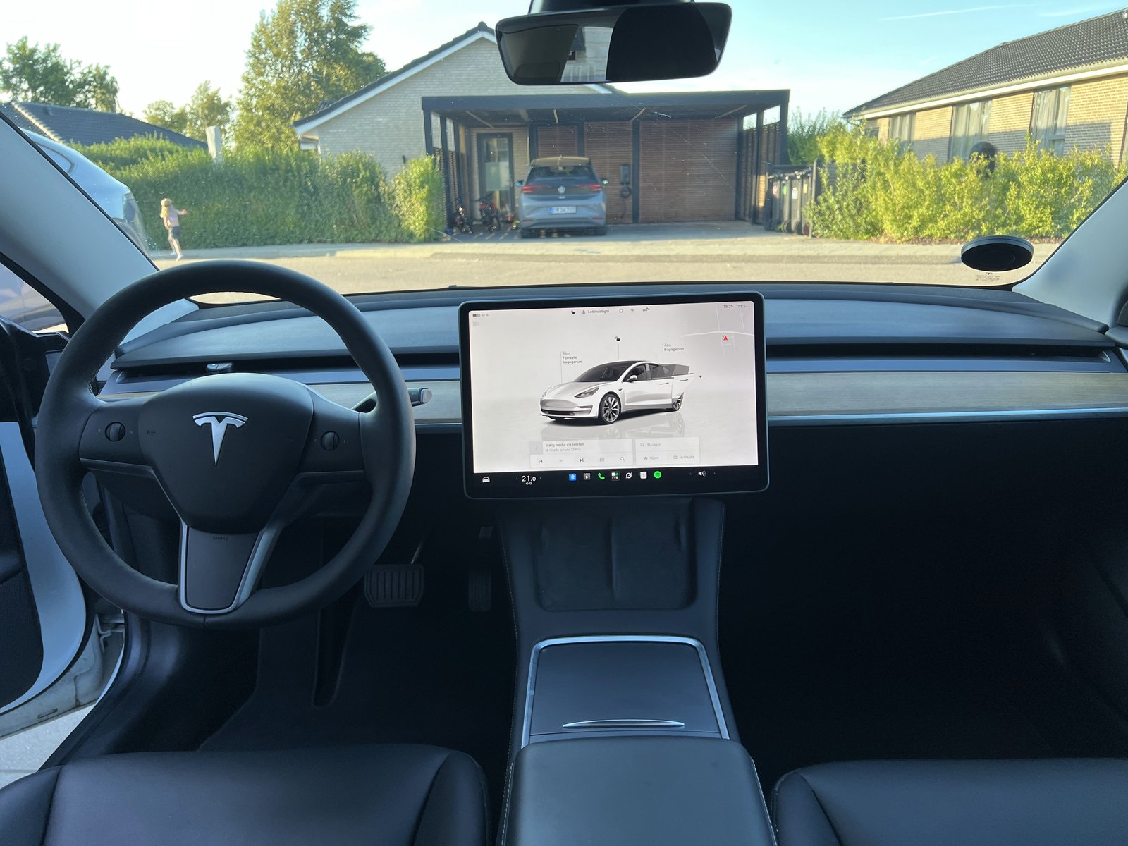 Tesla Model 3 Standard Range, 283hp, 2022