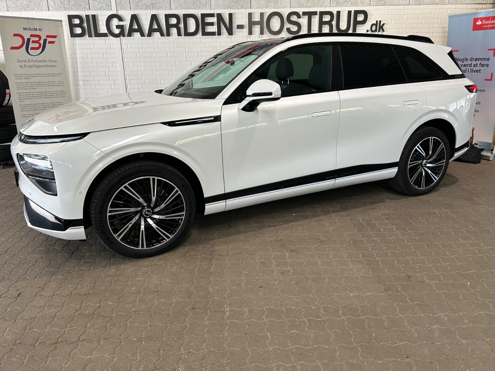 XPENG G9 Standard Range, 351ps, 2026