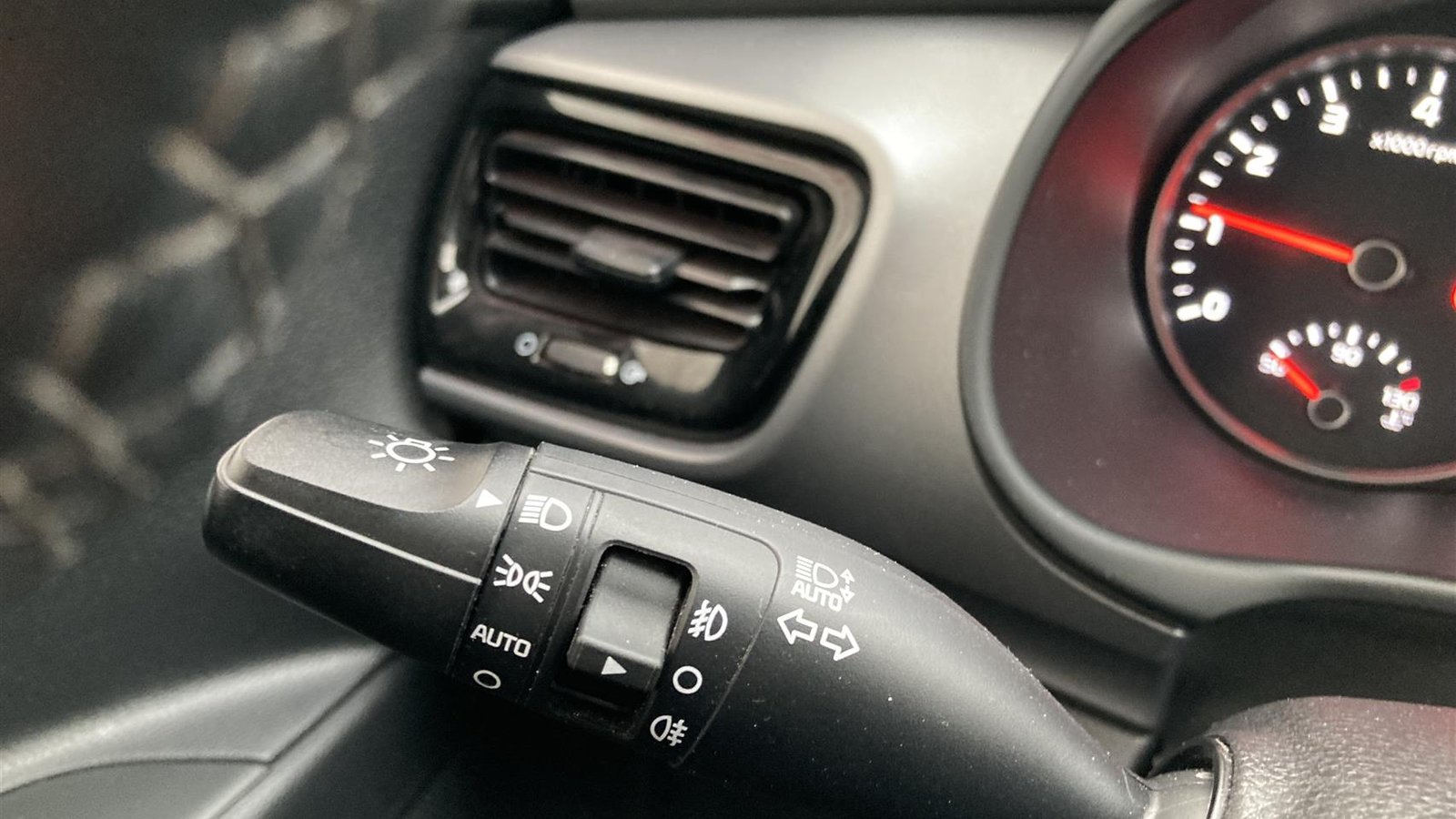 Kia Stonic 1.0 T-GDI iMT, 100hp, 2021
