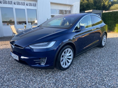Tesla Model X 75D