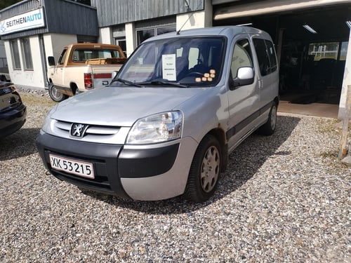 Peugeot Partner Combi 2,0 HDI XT 90HK