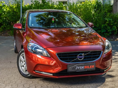 Volvo V40 1,6 D2 115 Momentum Drive-E